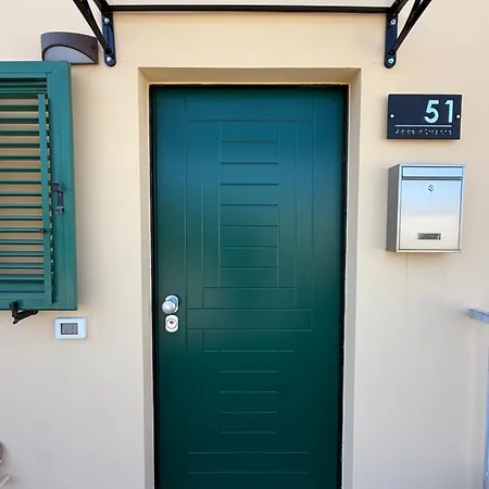 Raffaello's House - Aeroporto Falconara - Ancona Apartament