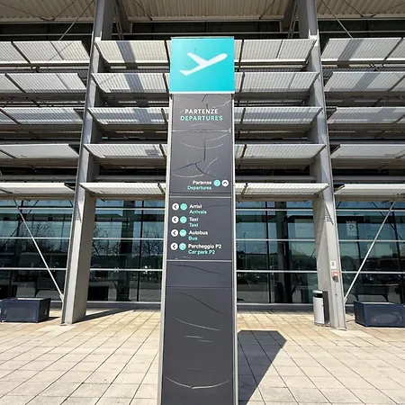 公寓 Raffaello's House - Aeroporto Falconara - Ancona 法尔科纳拉·玛里提马